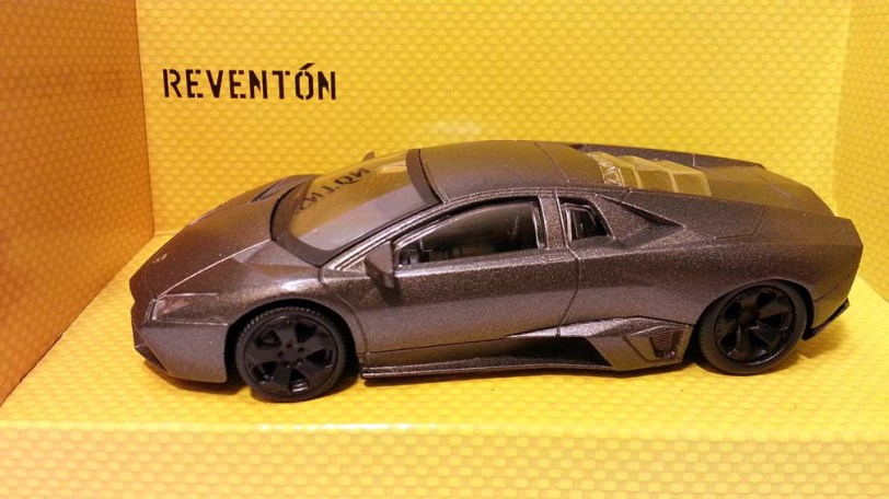 Lamborghini_Reventon_F
